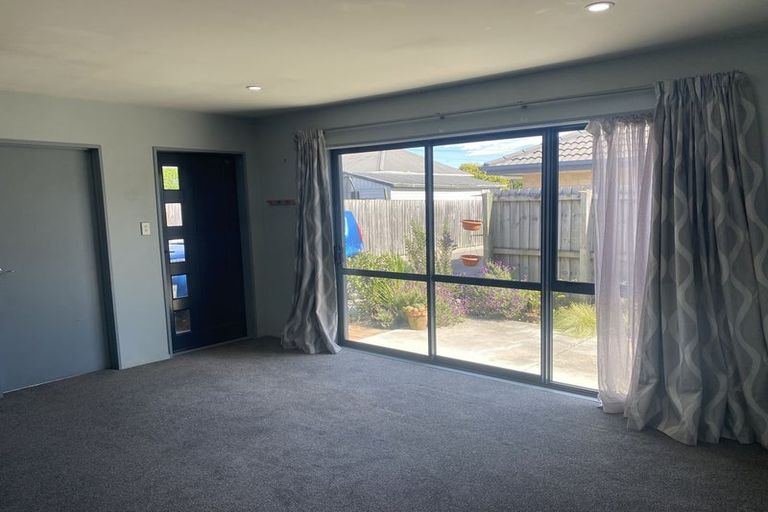 Photo of property in 15c Johns Road, Belfast, Christchurch, 8051