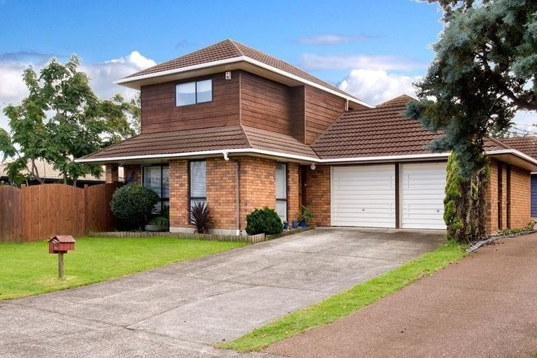 Photo of property in 1/25 Golfland Drive, Golflands, Auckland, 2013