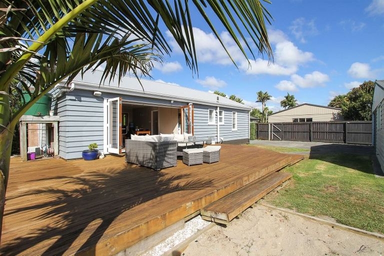 Photo of property in 7 Buchanan Road, Kingseat, Papakura, 2580