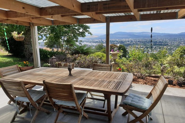 Photo of property in 72 Mountain Road, Western Heights, Rotorua, 3015