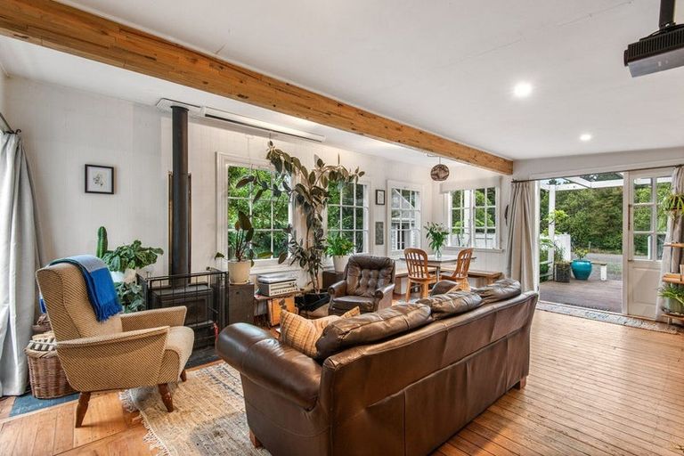 Photo of property in 92 Beach Road, Long Beach, Port Chalmers, 9081