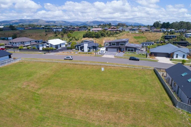 Photo of property in 44 Vaucluse Heights, Fitzherbert, Palmerston North, 4410