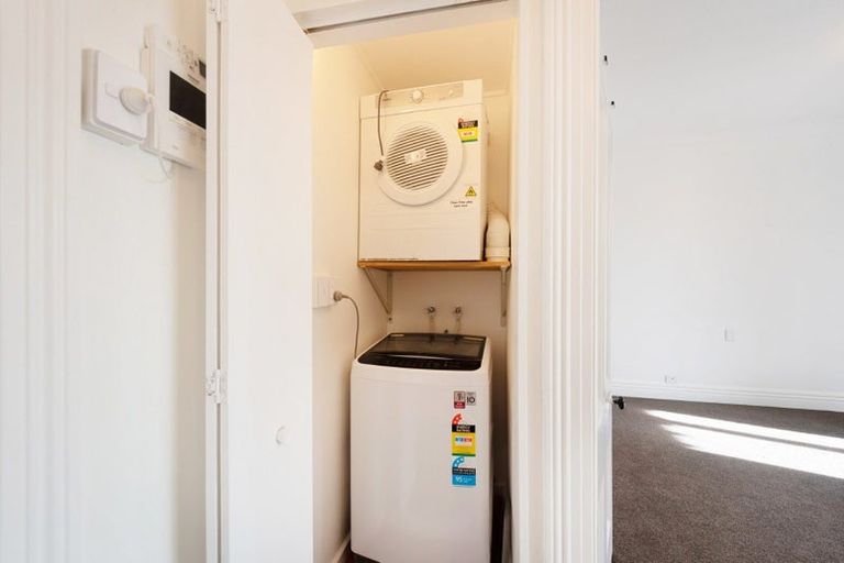 Photo of property in 10a Bidwill Street, Mount Cook, Wellington, 6021