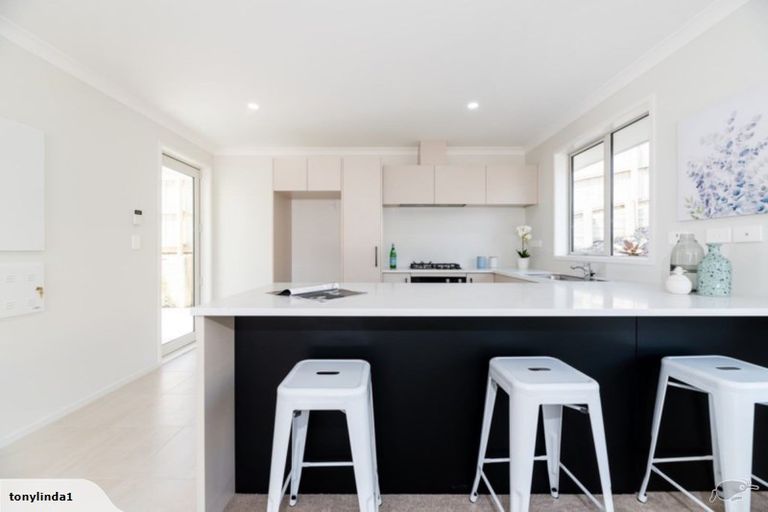 Photo of property in 45 Kahawairahi Drive, Beachlands, Auckland, 2018