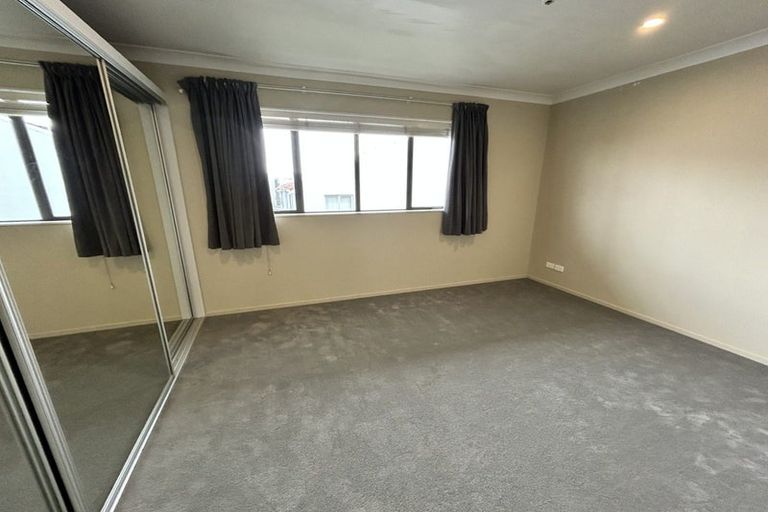 Photo of property in 8/128 Stancombe Road, Flat Bush, Auckland, 2016
