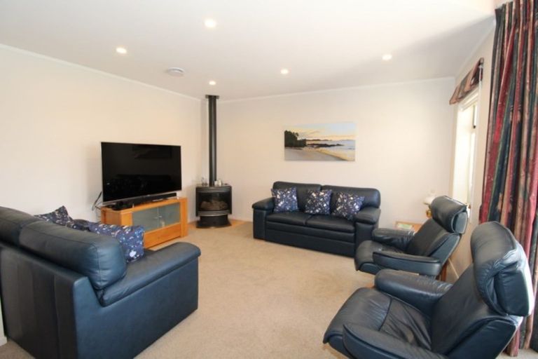 Photo of property in 13 Kawhero Drive, Kuaotunu, Whitianga, 3592