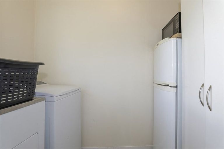 Photo of property in 11b Kinder Street, Acacia Bay, Taupo, 3330