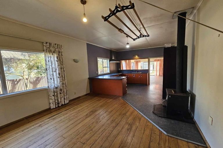 Photo of property in 34 Polson Street, Castlecliff, Whanganui, 4501