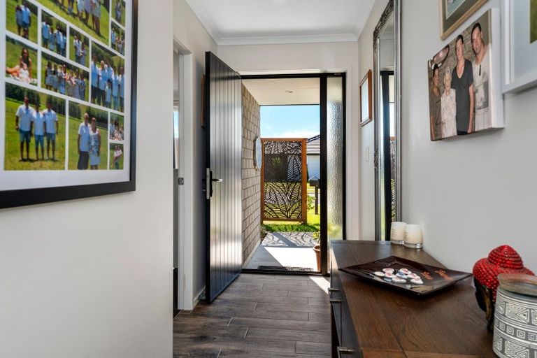 Photo of property in 11 Eastbank Drive, Katikati, 3129