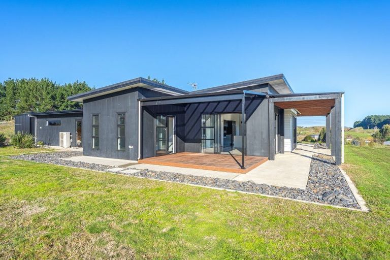 Photo of property in 9 Kristin Place, Manakau, Levin, 5573