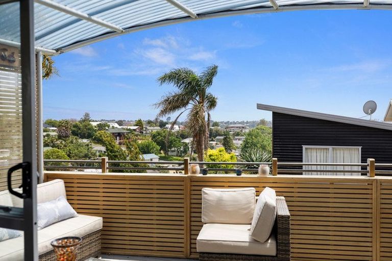 Photo of property in 15 Talbot Place, Welcome Bay, Tauranga, 3112