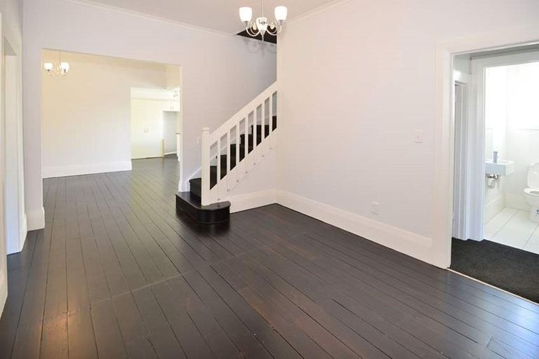 Photo of property in 267 Hobsonville Road, Hobsonville, Auckland, 0618