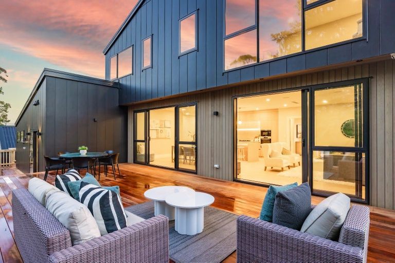 Photo of property in 36 Ara Hills Drive, Wainui, Silverdale, 0992