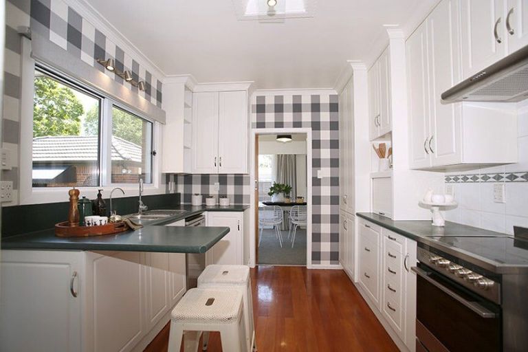 Photo of property in 404 Kitchener Street, Hastings, 4122