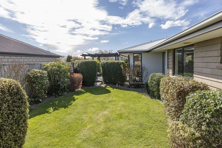 Photo of property in 1 Pimlico Place, Rangiora, 7400
