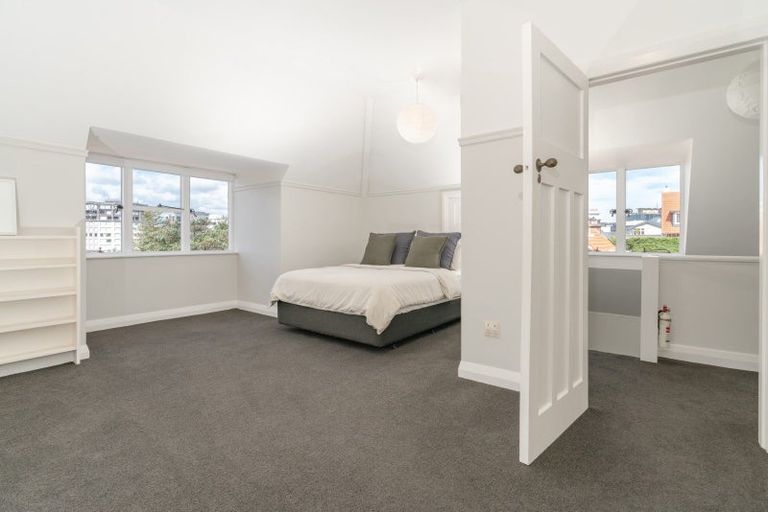 Photo of property in 9 Easdale Street, Kelburn, Wellington, 6012