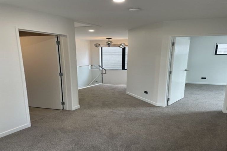 Photo of property in 2/9 Kamaka Road, Mangere Bridge, Auckland, 2022
