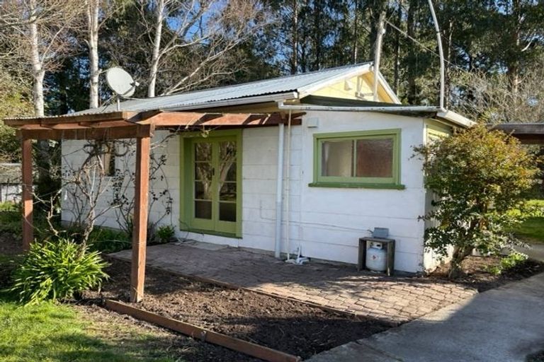 Photo of property in 11 Barwells Road, Loburn, Rangiora, 7472