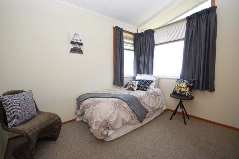 Photo of property in 15 Edgewater Drive, Pakuranga, Auckland, 2010