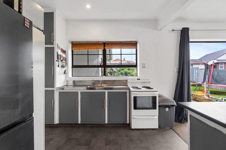 Photo of property in 45 Woodlands Road, Parkside, Timaru, 7910