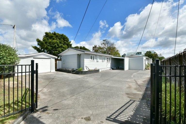 Photo of property in 45 Riverside Road, Orewa, 0931