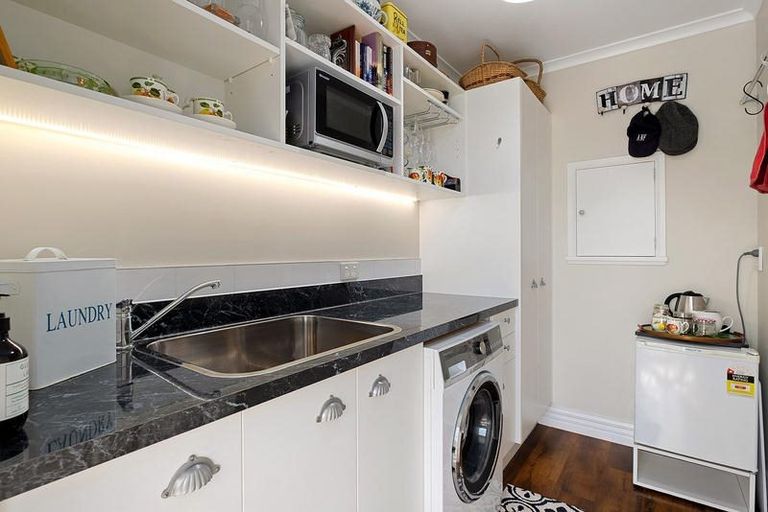 Photo of property in 1 Ash Lane, Cromwell, 9310