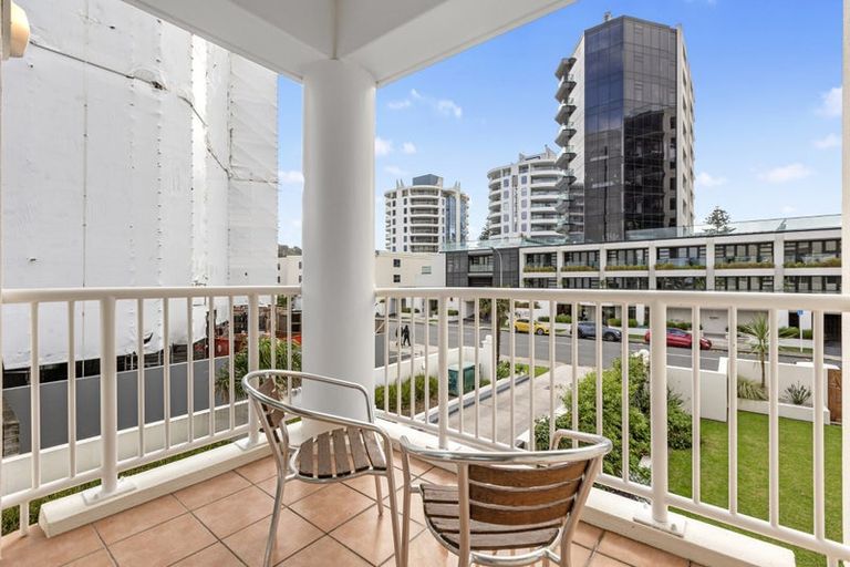 Photo of property in Beaumont Apartments, 7/12 Maunganui Road, Mount Maunganui, 3116