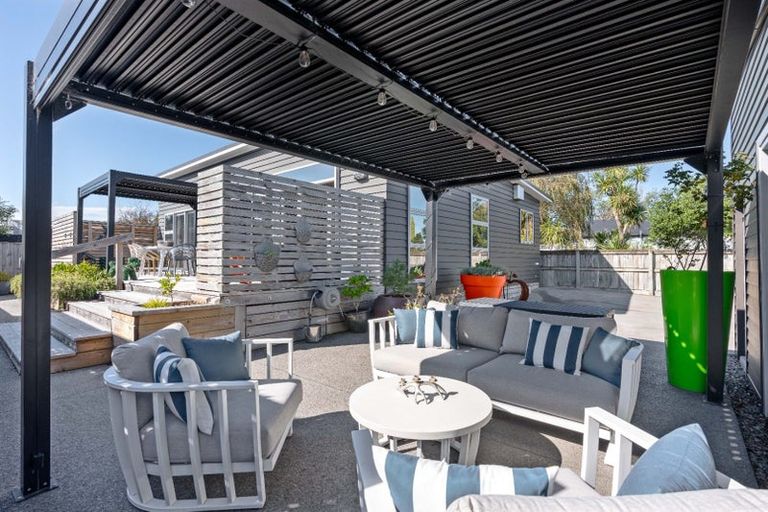 Photo of property in 15a Esther Street, Martinborough, 5711