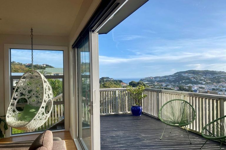 Photo of property in 135 Volga Street, Island Bay, Wellington, 6023