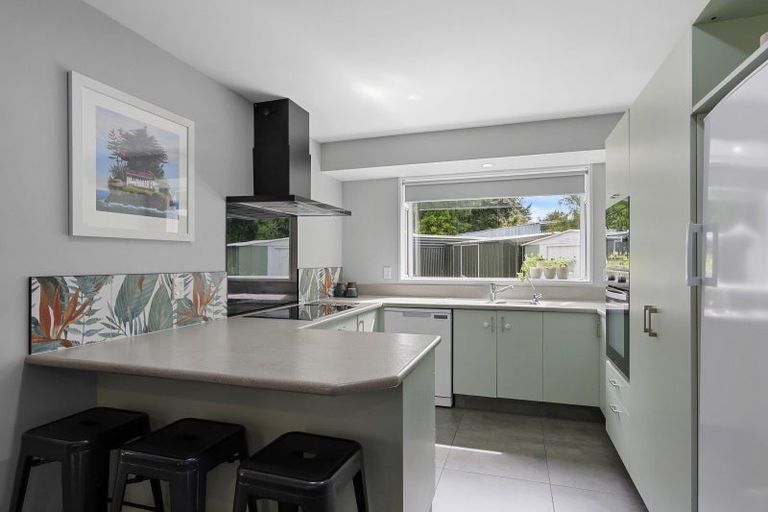 Photo of property in 15 Cross Street, Coalgate, 7673