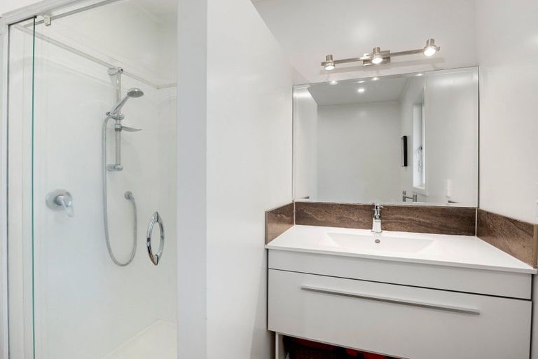 Photo of property in 70 Houchens Road, Glenview, Hamilton, 3206