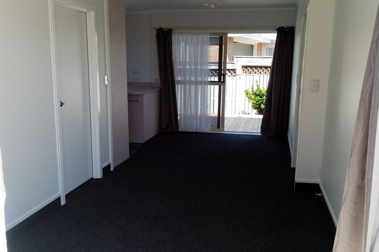 Photo of property in 1 Lochinver Drive, Nawton, Hamilton, 3200