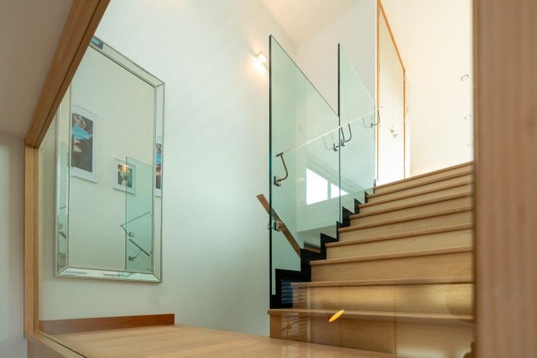 Photo of property in 11 Boardwalk Lane, Seatoun, Wellington, 6022