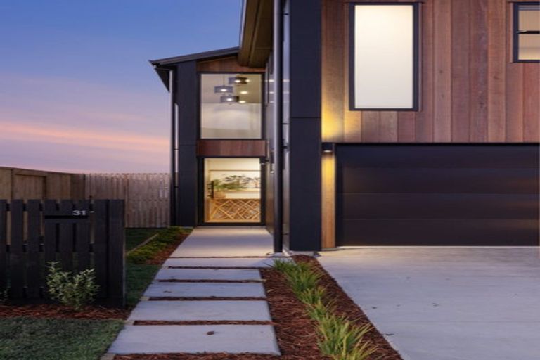 Photo of property in 31 Hinaki Street, Poike, Tauranga, 3112