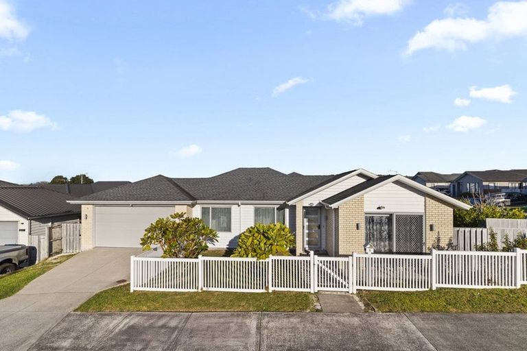 Photo of property in 9 Rainsford Road, Pukekohe, 2120
