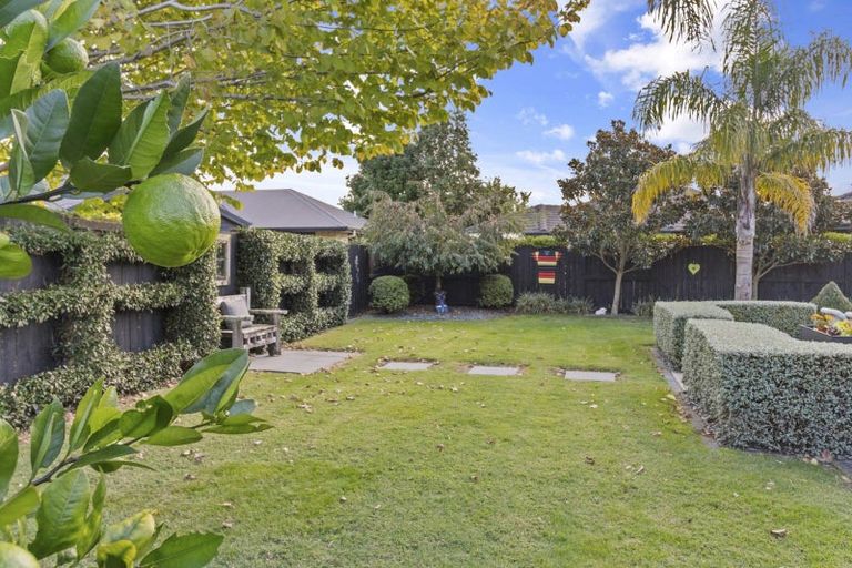 Photo of property in 15 Honiss Place, Cambridge, 3434