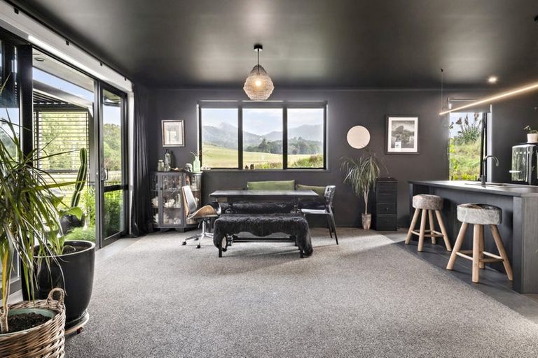 Photo of property in 10 Tari Road, Pukeatua, 3880