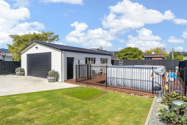 Photo of property in 6 Hudson Avenue, Ebdentown, Upper Hutt, 5018