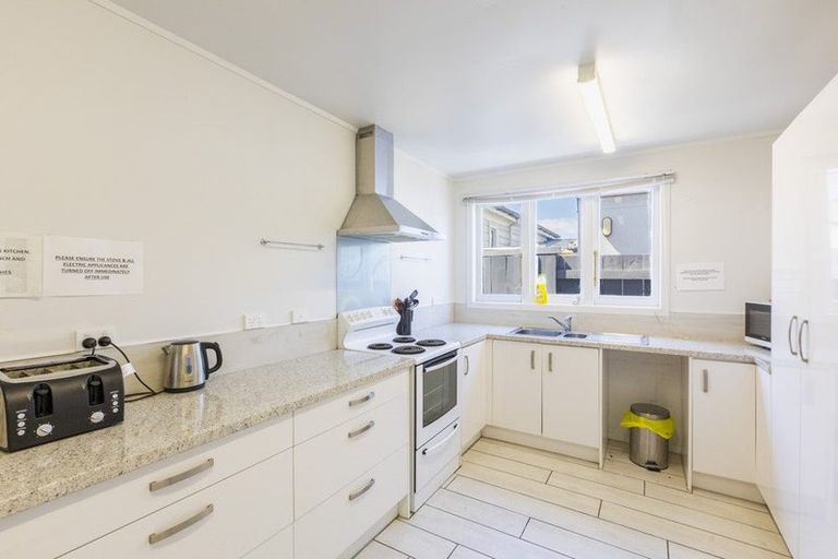 Photo of property in 151 Wellesley Road, Napier South, Napier, 4110