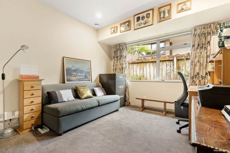 Photo of property in 5 Drysdale Place, Somerville, Auckland, 2014