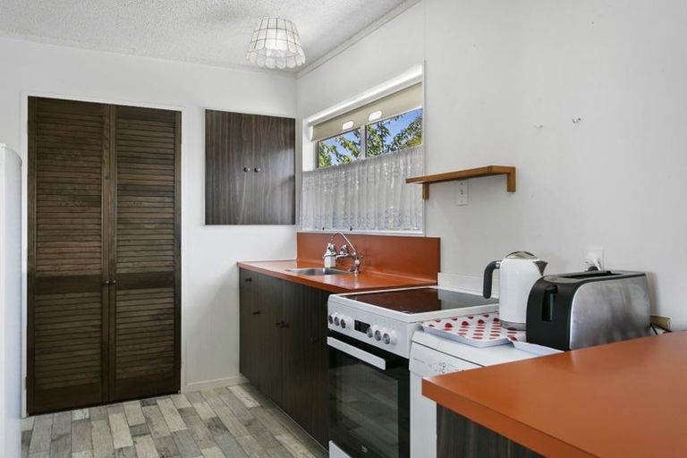 Photo of property in 7 Dorothy Drive, Acacia Bay, Taupo, 3330