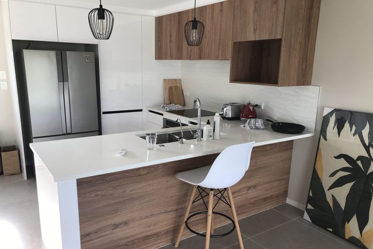 Photo of property in 35 Rutland Road, Stanley Point, Auckland, 0624