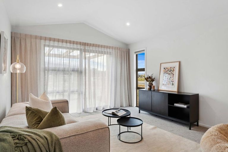 Photo of property in 10 Booth Drive, Cromwell, 9310