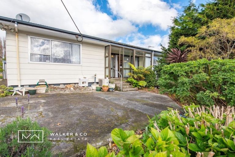 Photo of property in 3/37 Marion Street, Silverstream, Upper Hutt, 5019