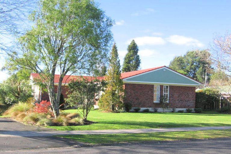 Photo of property in 43 Clements Crescent, Queenwood, Hamilton, 3210