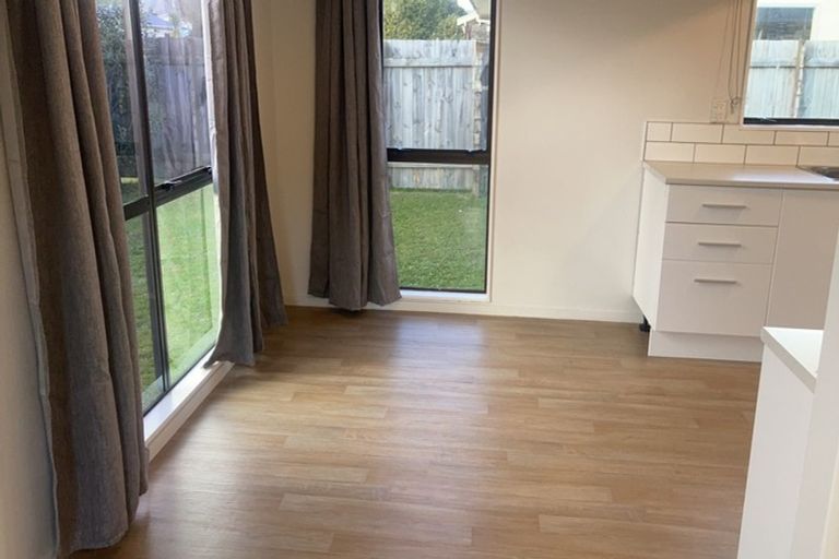 Photo of property in 11 Balmoral Street, Levin, 5510