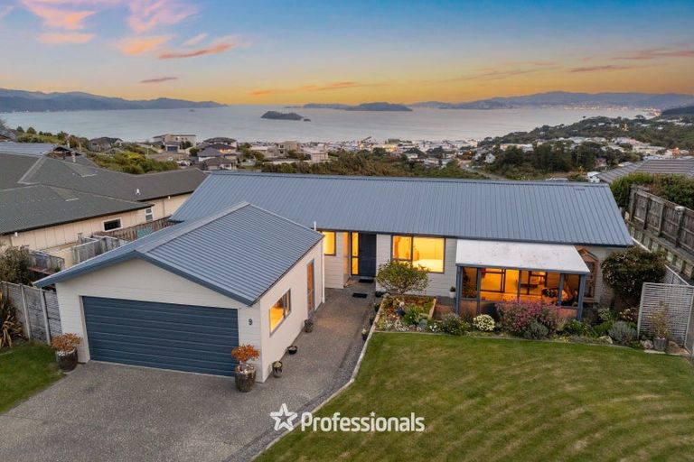 Photo of property in 9 Lemonwood Grove, Maungaraki, Lower Hutt, 5010