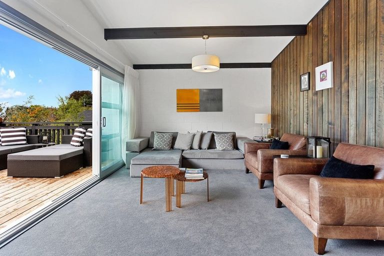 Photo of property in 38 Whareora Terrace, Cashmere, Christchurch, 8022