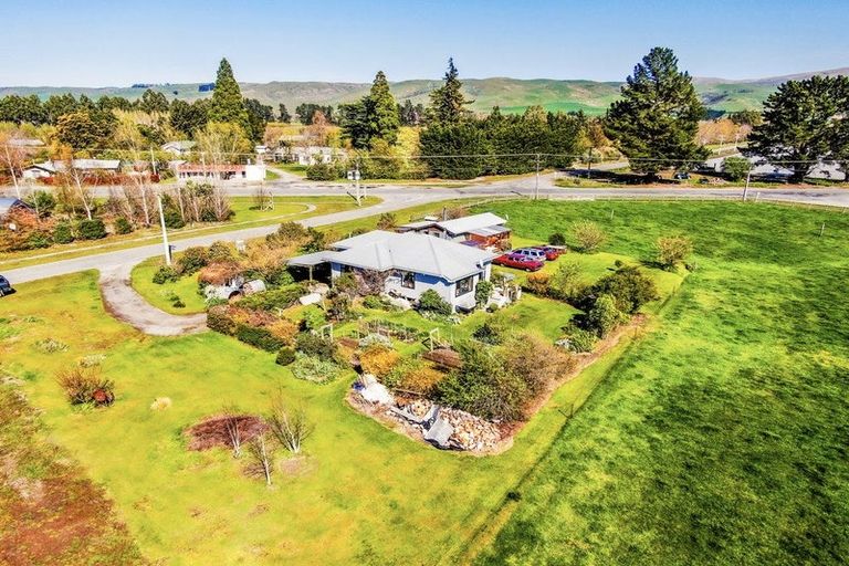Photo of property in 7 Domain Road, Ettrick, Roxburgh, 9572