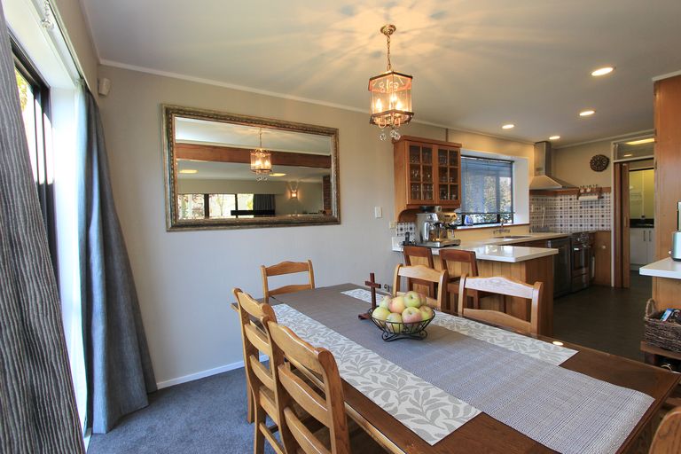 Photo of property in 2 Bank Street, Springlands, Blenheim, 7201